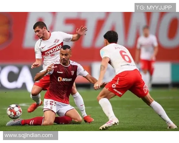 国民队与波尔图的激烈对决揭示了葡超联赛的竞争魅力与球队实力的较量